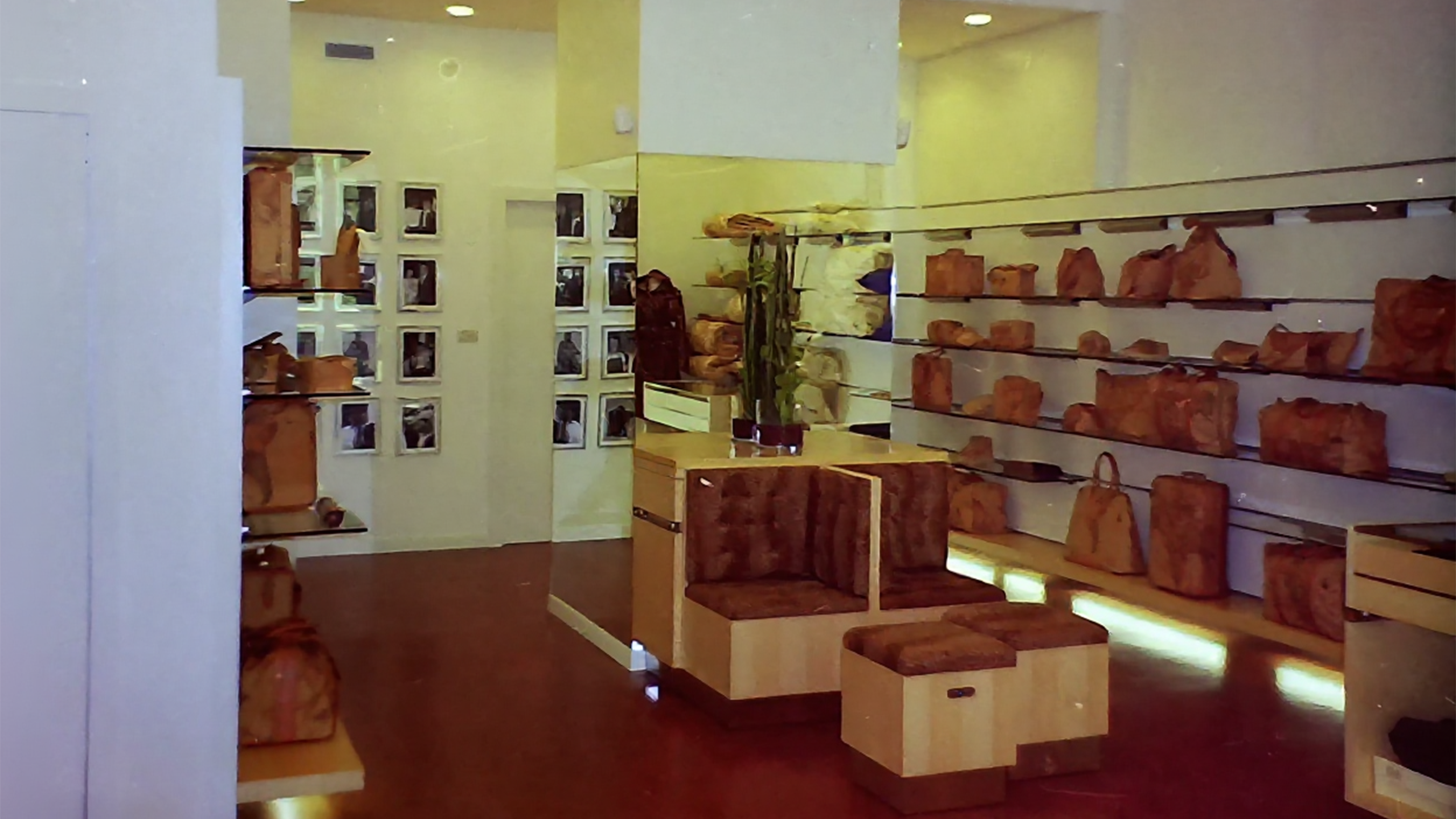 Showroom “1^Classe Alviero Martini” - Immagine 7